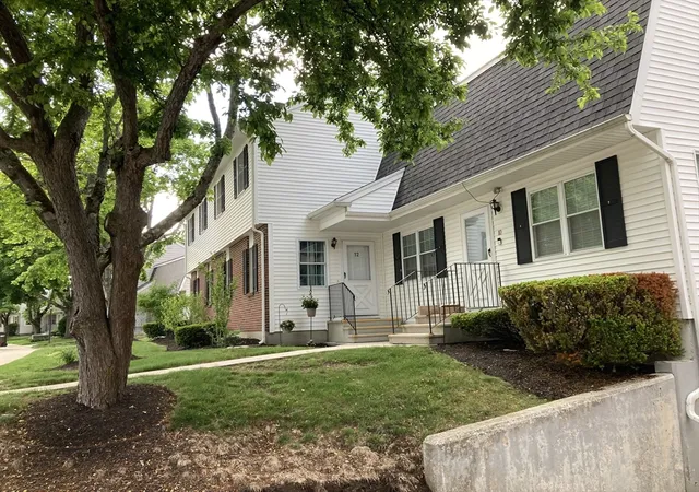 Homes for sale in Amesbury, MA | 12 Pamela Ln #12, Amesbury, MA 01913 | MLS# 73527669