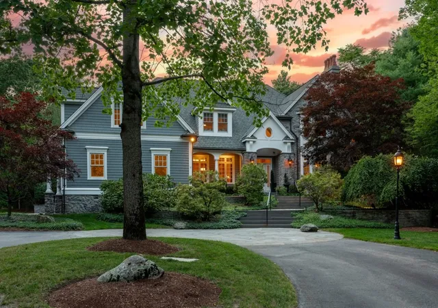 42nd image of 11 Black Horse Lane, Andover, MA 01810 | MLS# 73561392