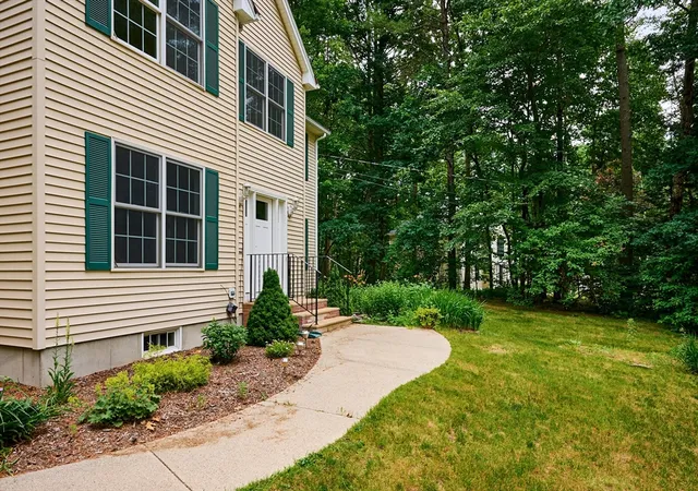 Homes for sale in Belchertown, MA | 169 Aldrich St, Belchertown, MA 01007 | MLS# 73544835
