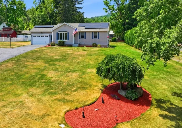 Homes for sale in Northampton, MA | 15 Tiffany Lane, Northampton, MA 01062 | MLS# 73536538
