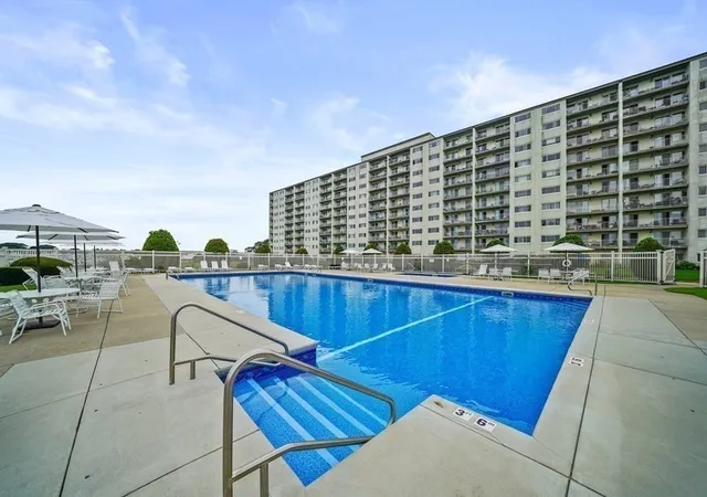 Homes for sale in Quincy, MA | 100 Cove Way #402, Quincy, MA 02169 | MLS# 73537126