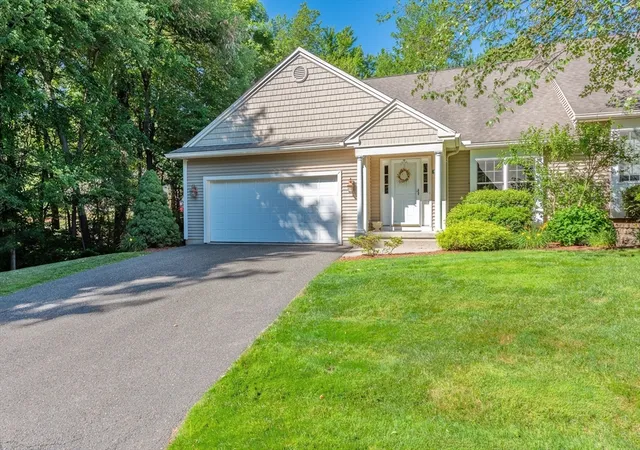 2nd image of 91 Shadow Brook Est #91, South Hadley, MA 01075 | MLS# 73541414