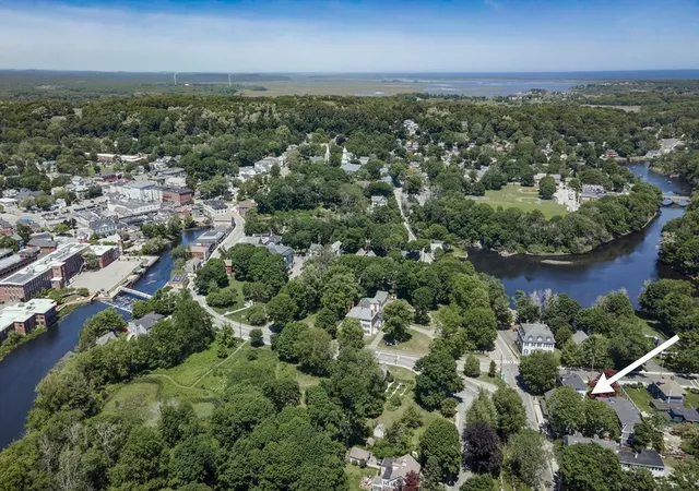 Homes for sale in Ipswich, MA | 64 County Rd, Ipswich, MA 01938 | Houzeo