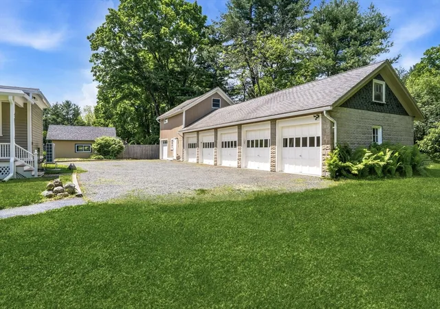 5th image of 58 Front St, Leeds, MA 01053 | MLS# 73525286