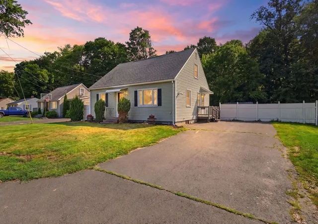 2nd image of 37 Saint Dennis St, Westfield, MA 01085 | MLS# 73556196