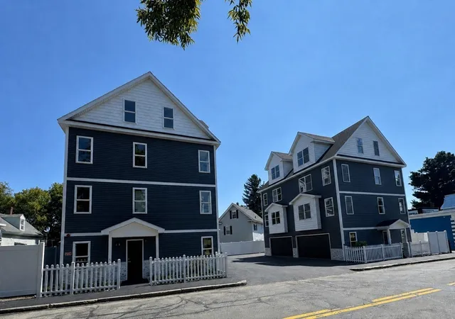 2nd image of 562 Gorham Street #05, Lowell, MA 01852 | MLS# 73567076