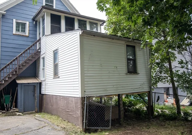 35th image of 27 Elm Street, Spencer, MA 01562 | MLS# 73564642