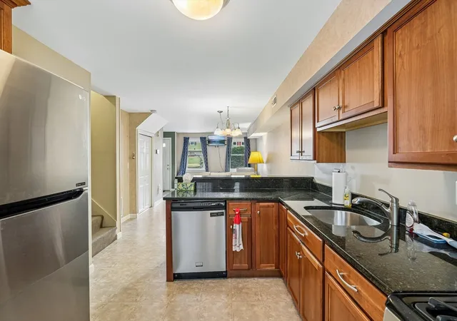 5th image of 707 Brookline Way #707, Rockland, MA 02370 | MLS# 73558214
