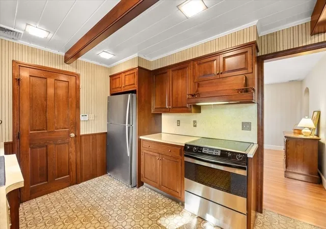 4th image of 108 West St, Brockton, MA 02301 | MLS# 73534400