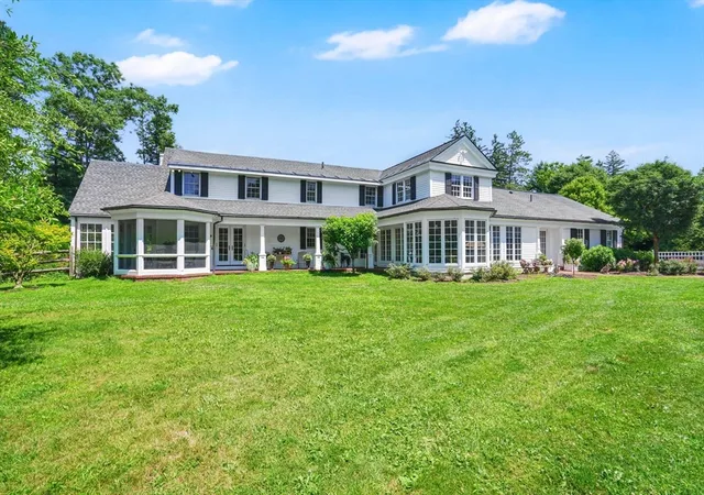 Homes for sale in Wilbraham, MA | 212 Springfield St, Wilbraham, MA 01095 | MLS# 73544240
