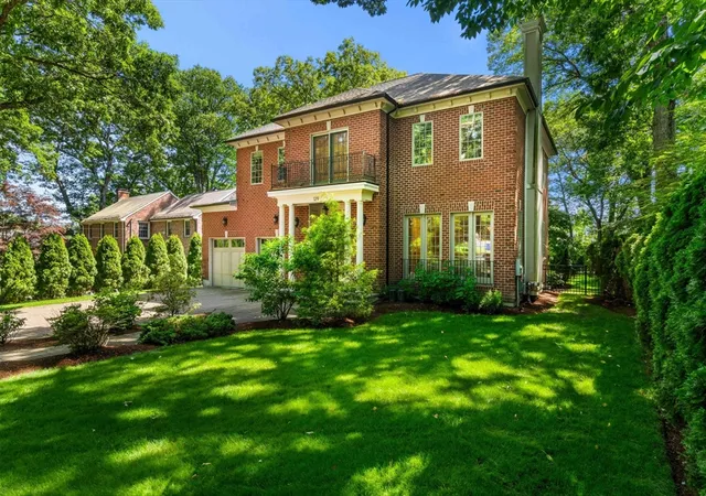 Homes for sale in Brookline, MA | 129 Rangeley Rd, Brookline, MA 02467 | MLS# 73532609