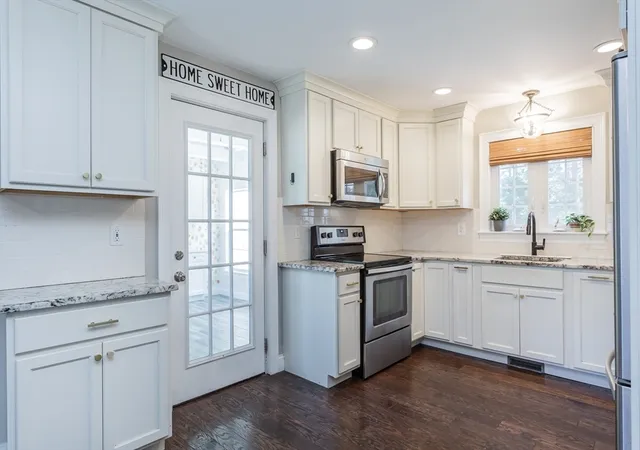 5th image of 55 Judson St, Raynham, MA 02767 | MLS# 73551997