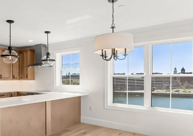Listing Photo 2 - Condo for sale in building located at 16 Franklin St, Salem, MA 01970 - Unit #2501