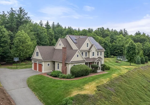 2nd image of 35 Houghton Ln, Boxborough, MA 01719 | MLS# 73541253