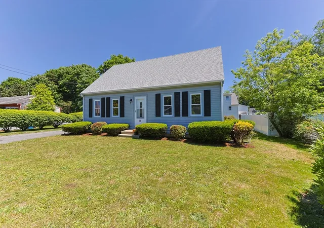 Homes for sale in East Falmouth, MA | 10 Antlers Shore Dr, East Falmouth, MA 02536 | MLS# 73534824