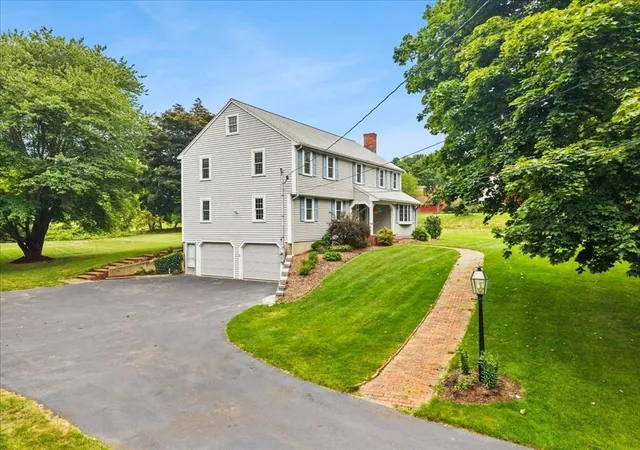 Photo 3 of Sale Pending at 435 Highland St, East Bridgewater, MA 02333 | MLS# 73570023 | Listing updated on 2026-09-23