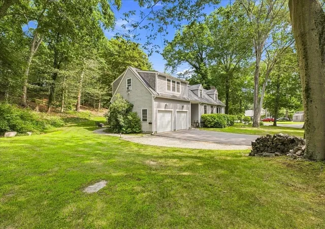 Photo 2 of Single family home for sale at 259 Water St, Hanover, MA 02339 | MLS# 73562539 | Listing updated on 2026-10-04