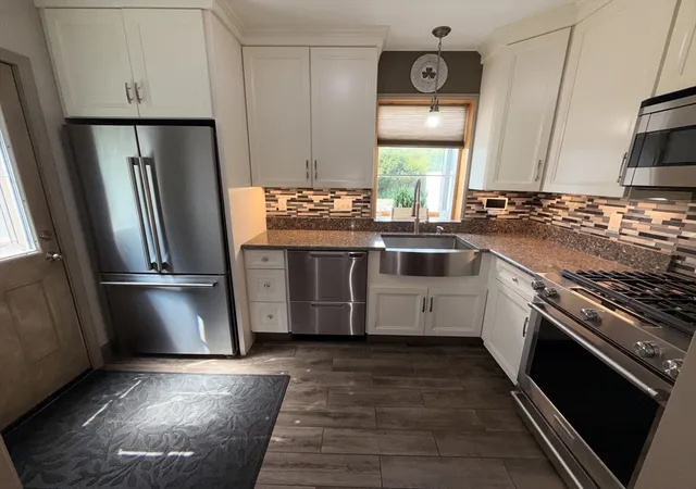 2nd image of 446 Lindsey St, Attleboro, MA 02703 | MLS# 73564074