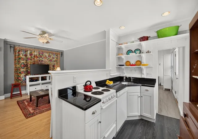 3rd image of 484 Commercial #Unit 3, Provincetown, MA 02657 | MLS# 73558840