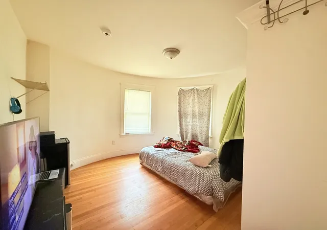 4th image of 11 Edwin St, Dorchester Center, MA 02124 | MLS# 73518630