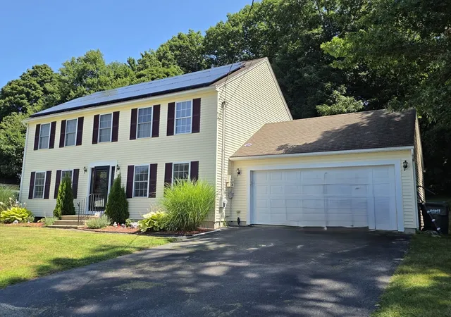 Photo 2 of Sale Pending at 29 Cushing Rd, Webster, MA 01570 | MLS# 73564338 | Listing updated on 2026-09-17