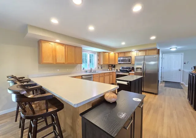 Photo 4 of Sale Pending at 29 Cushing Rd, Webster, MA 01570 | MLS# 73564338 | Listing updated on 2026-09-17