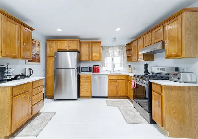 Homes for sale in Braintree, MA | 8 Myrtle Ave, Braintree, MA 02184 | MLS# 73546483