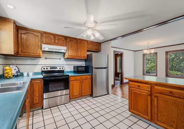 Photo 3 of Single family home for sale at 515 Lake Street, Worcester, MA 01604 | MLS# 73568870 | Listing updated on 2026-10-12