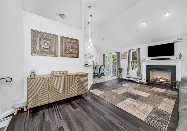 2nd image of 822 Methuen St #822, Dracut, MA 01826 | MLS# 73556591