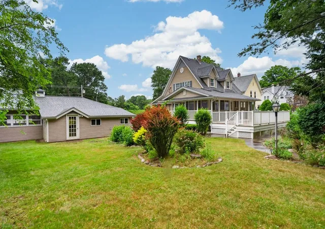 42nd image of 18 Peck Street, North Attleboro, MA 02760 | MLS# 73519313