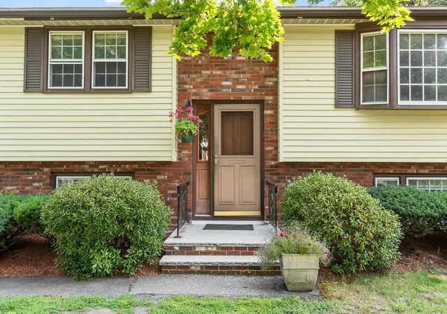 Photo 2 of Sale Pending at 10 Gearty St, Wilmington, MA 01887 | MLS# 73563546 | Listing updated on 2026-09-01
