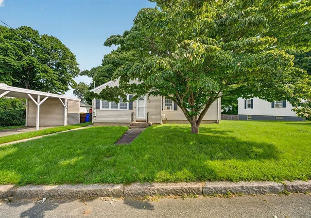 Photo 4 of Sale Pending at 458 Orswell St, Fall River, MA 02721 | MLS# 73557778 | Listing updated on 2026-10-08