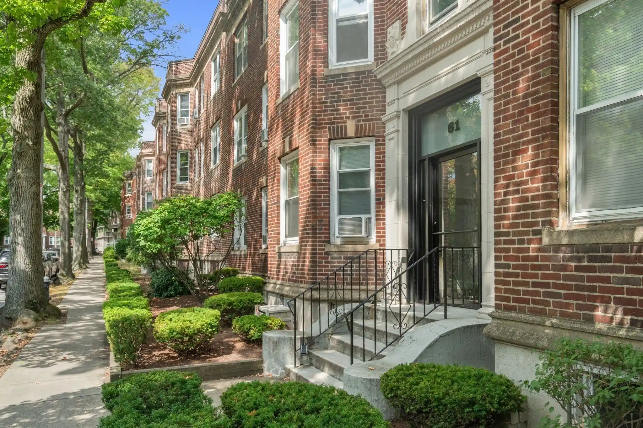 Photo 1 of Condo for sale at 61 Thatcher St #5A, Brookline, MA 02446 | MLS# 73587798 | Listing updated on 2026-10-30