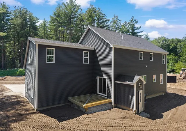 Photo 3 of Single family home for sale at 80 Hampstead St, Methuen, MA 01844 | MLS# 73562755 | Listing updated on 2026-09-19