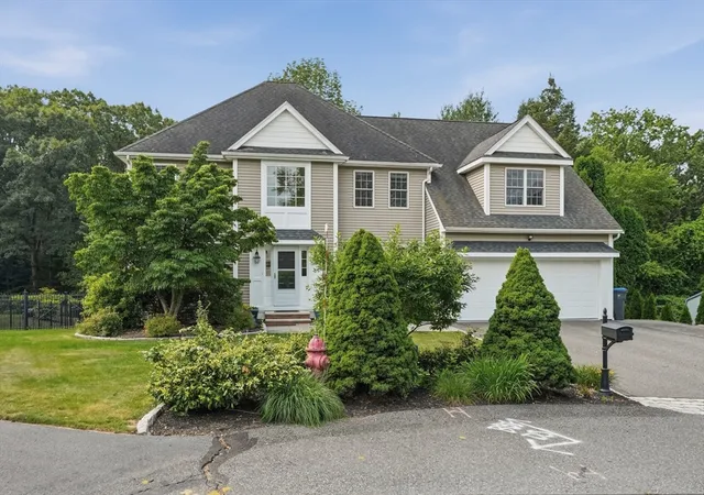 Homes for sale in Natick, MA | 21 Manchester Pl, Natick, MA 01760 | MLS# 73546467