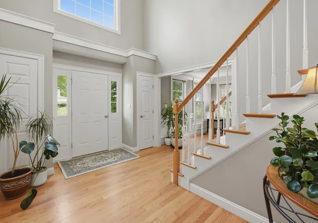 Homes for sale in Natick, MA | 21 Manchester Pl, Natick, MA 01760 | MLS# 73546467