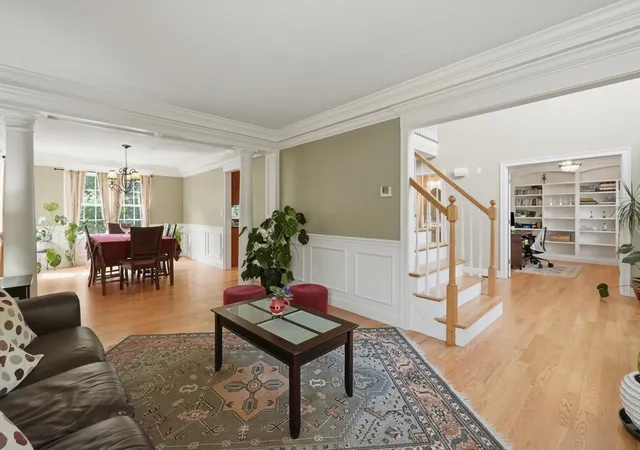 Homes for sale in Natick, MA | 21 Manchester Pl, Natick, MA 01760 | MLS# 73546467