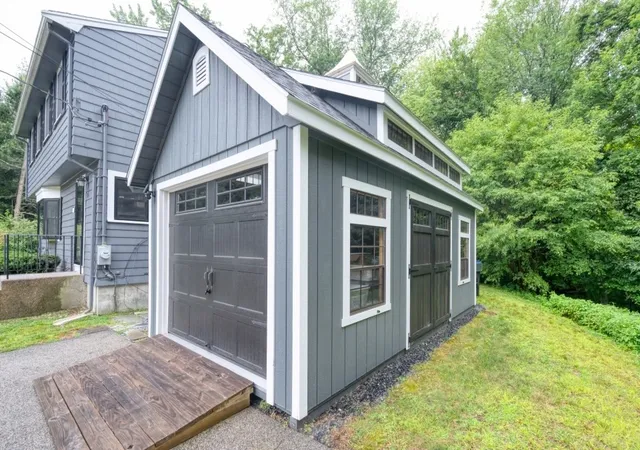 2nd image of 25 Foxtail Rd, Hanover, MA 02339 | MLS# 73557231