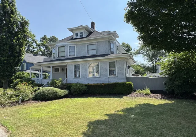 Homes for sale in Greenfield, MA | 335 Federal St, Greenfield, MA 01301 | MLS# 73407581