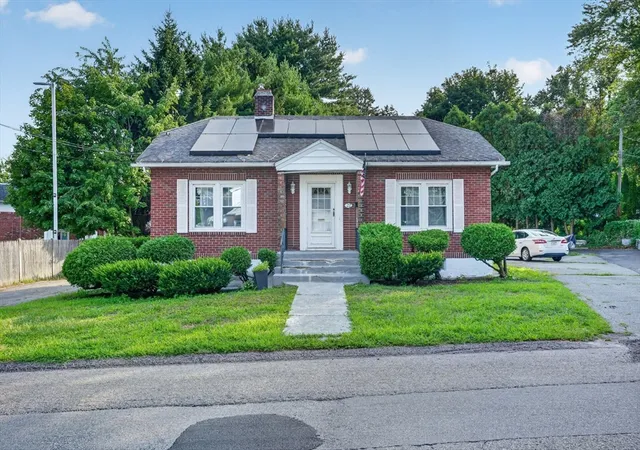 1st image of 22 Fruit St, Leominster, MA 01453 | MLS# 73555612