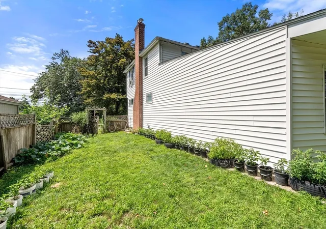 37th image of 423 Tiffany St, Springfield, MA 01108 | MLS# 73563821