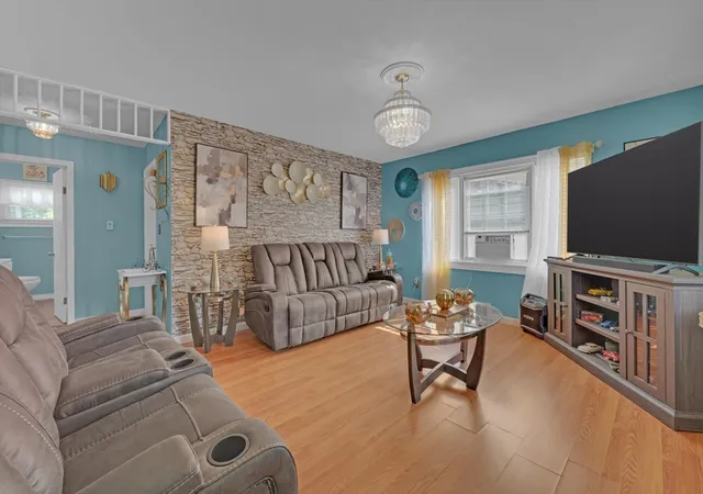 Photo 3 of Single family home for sale at 10 Union St, Southbridge, MA 01550 | MLS# 73561734 | Listing updated on 2026-10-03