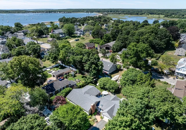 Homes for sale in Mattapoisett, MA | 33 Pearl St, Mattapoisett, MA 02739 | MLS# 73520803