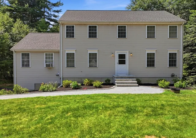 Photo 3 of Single family home for sale at 6 Conservation Dr, Douglas, MA 01516 | MLS# 73563978 | Listing updated on 2026-09-19