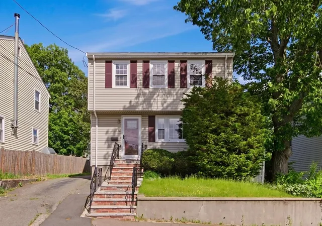 Homes for sale in Medford, MA | 29 Cleveland, Medford, MA 02155 | MLS# 73535345