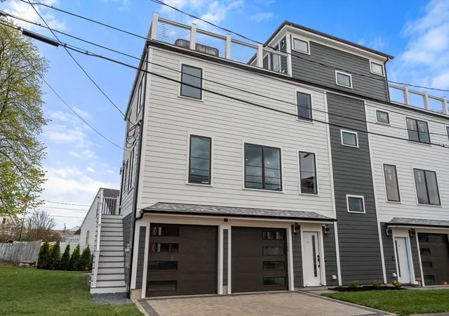 1st image of 11 Billow Ave #11, Revere, MA 02151 | MLS# 73519198