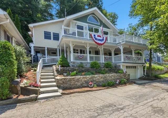 Homes for sale in Bellingham, MA | 49 Lakeview Ave, Bellingham, MA 02019 | MLS# 73546973