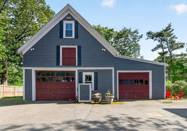 Homes for sale in Wellesley, MA | 33 Linden Street, Wellesley, MA 02482 | MLS# 73536258