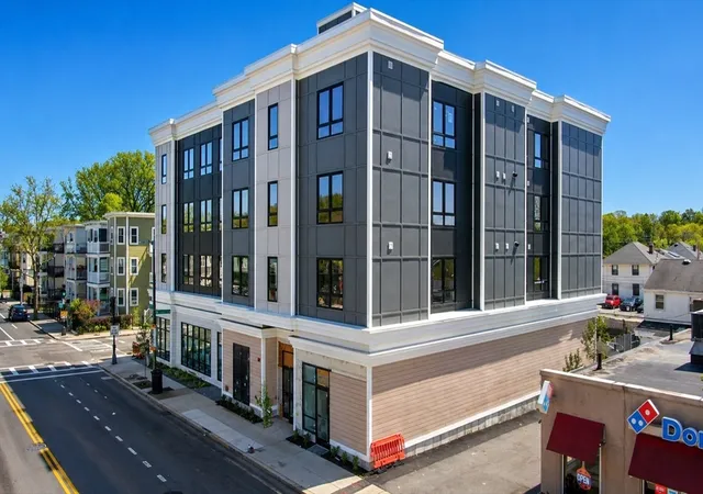 Homes for sale in Boston, MA | 3992 Washington St #303, Boston, MA 02131 | MLS# 73517796