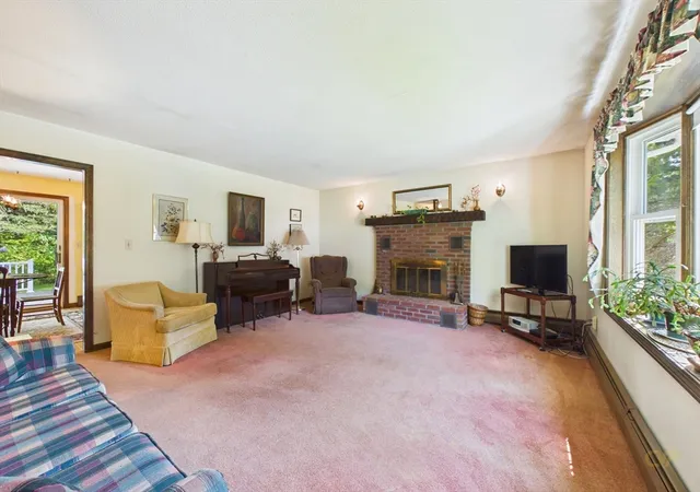 5th image of 5 Barlow Ln, Mattapoisett, MA 02739 | MLS# 73531002